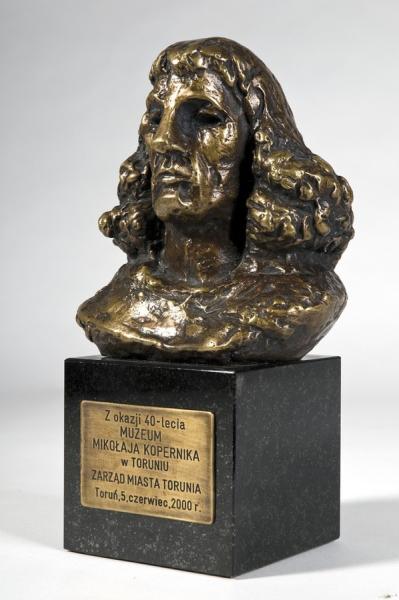 Zofia Wolska, Miniature of the bust of Nicolaus Copernicus